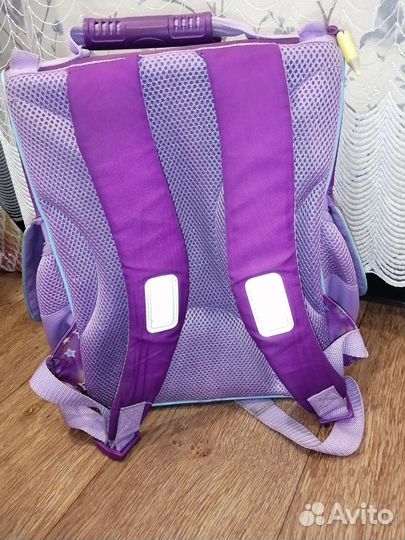 Школьный ранец