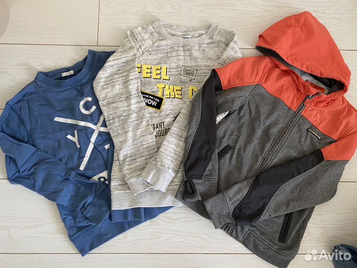 Модные свитшоты и спортивный костюм для мальчика