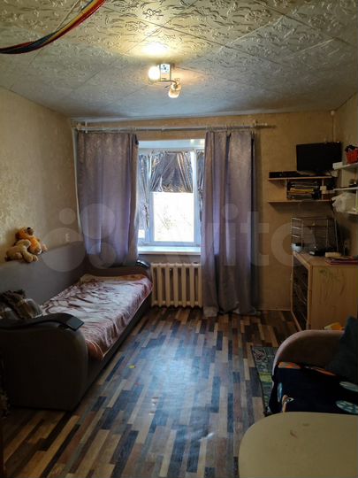 Комната 18 м² в > 9-к., 4/5 эт.