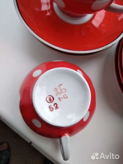 Чашки с блюдцами. Новые, без сколов и трещин