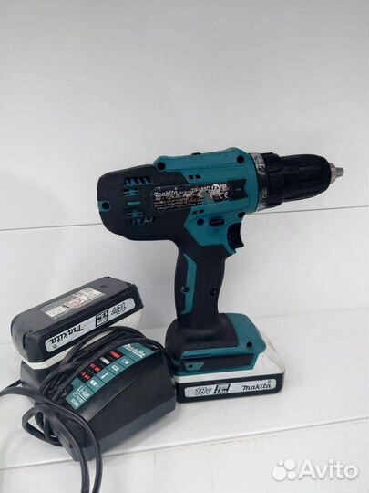 Шуруповерт Makita DF488D (сн0223)