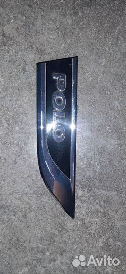 Эмблема крыла переднего polo