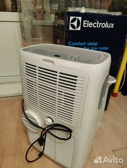 Мобильный кондиционер Electrolux eacm-08CL/N3