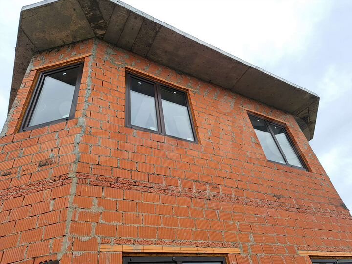 Коттедж 250 м² на участке 8,5 сот.