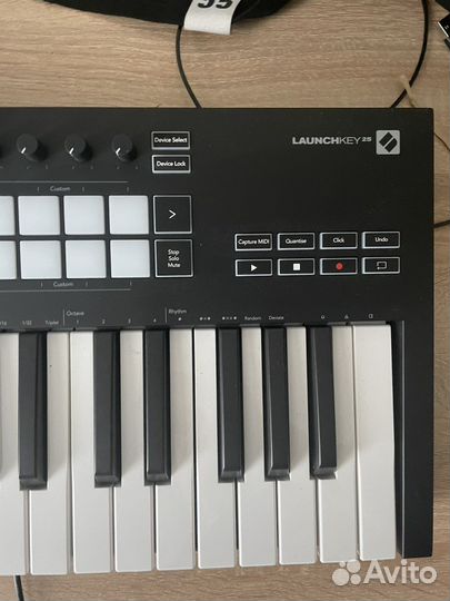 Novation Launchkey 25 MK3