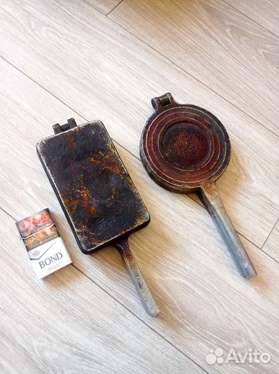 Формы для выпечки времён СССР, орешки, грибочки