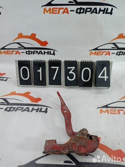 Петля капота правая Mazda Mazda3 седан Z6 2005