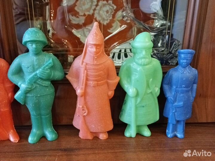Игрушки СССР солдатики дутыши (цена за 5 штук)