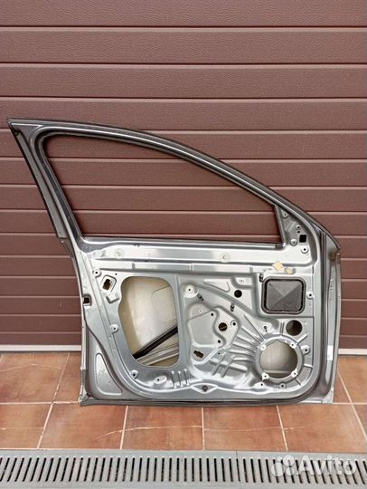 Skoda Octavia A7 Дверь левая передняя оригинал