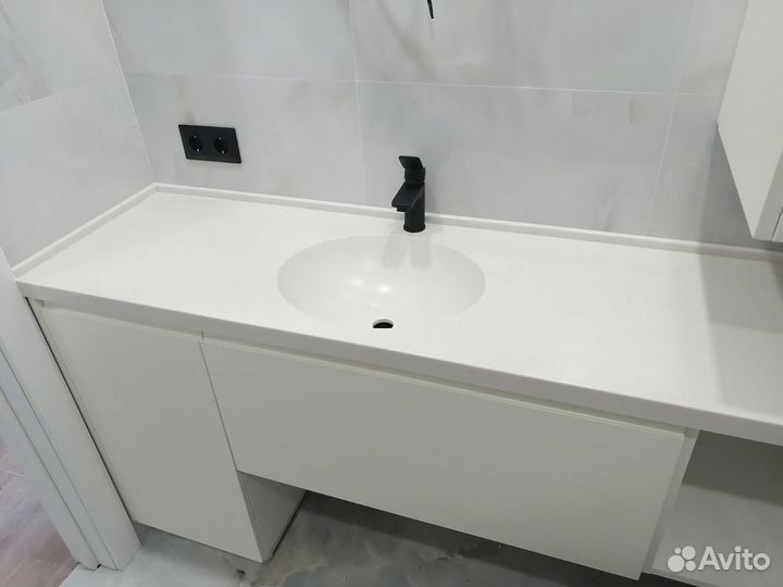 Столешница из акрилового камня