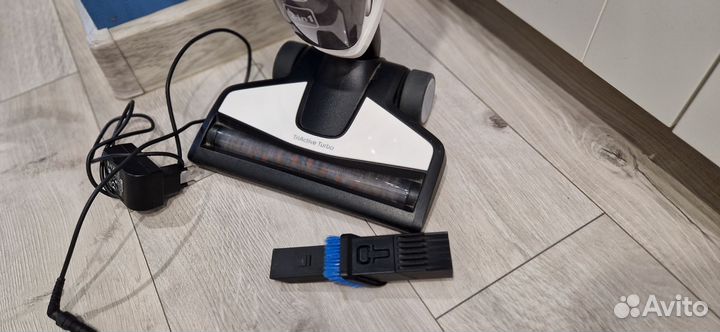 Вертикальный пылесос philips PowerPro Duo