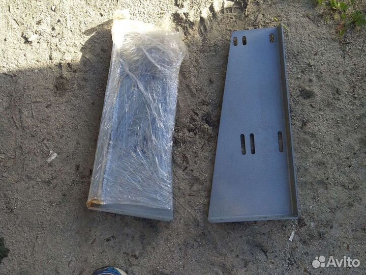 Кронштейн крепежа к раме груз. для ящика Daiken