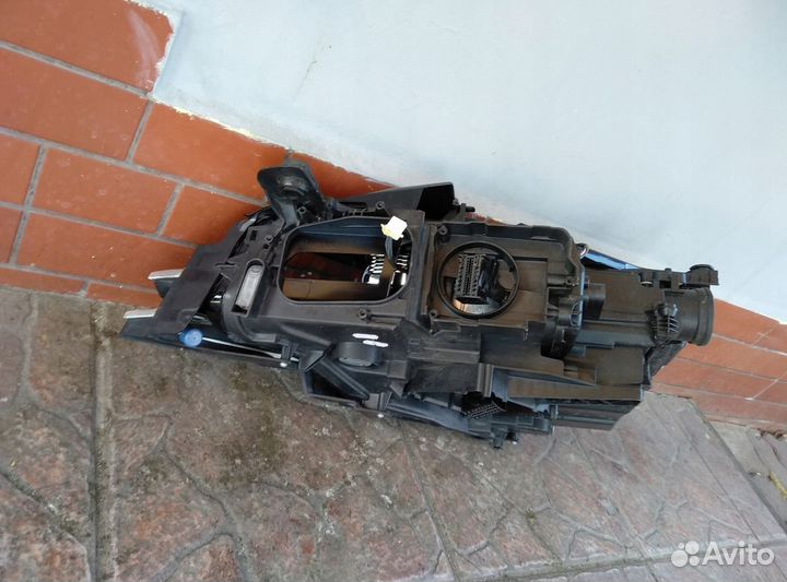 Фара правая Full LED VW Arteon