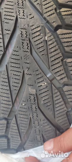 Nokian Tyres Hakkapeliitta R2 SUV 215/65 R16 102R