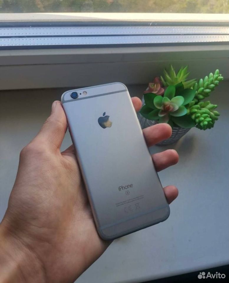 iPhone 6S, 32 ГБ