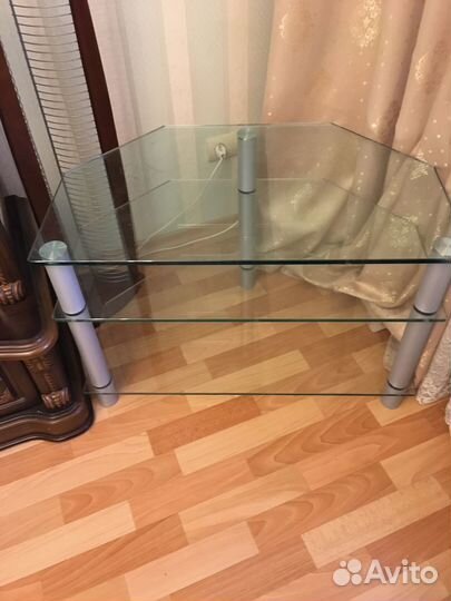 Стойка под телевизор