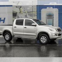 Toyota Hilux 2.5 MT, 2012, 193 016 км, с пробегом, цена 2 179 000 руб.