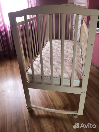 Детская кроватка