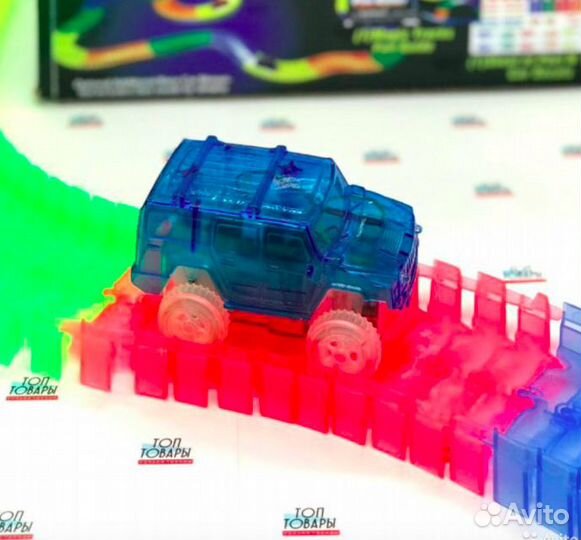 Magic Tracks гибкая трасса 3 м х 4 см + 1 машинка