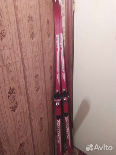 Лыжи беговые 180 и ботинки 41 размера