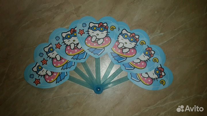 Веер Hello Kitty Новый