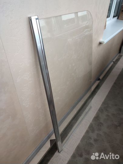 Стекло для душевой кабинки