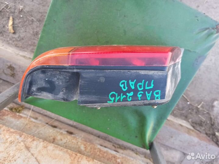 Фонарь правый Ваз 2115