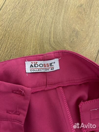 Красивые новые брюки