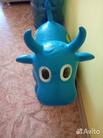 Новая корова для попрыгушек деток