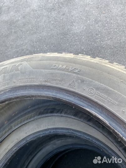 Bridgestone Blizzak DM-V2 235/55 R19