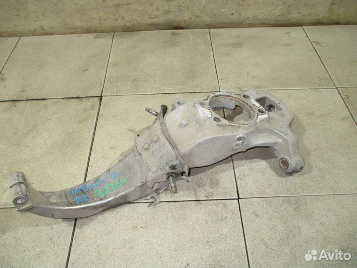 Кулак поворотный передний правый Infiniti G (V36)