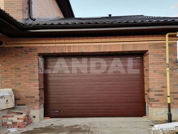 Гаражные секционные ворота