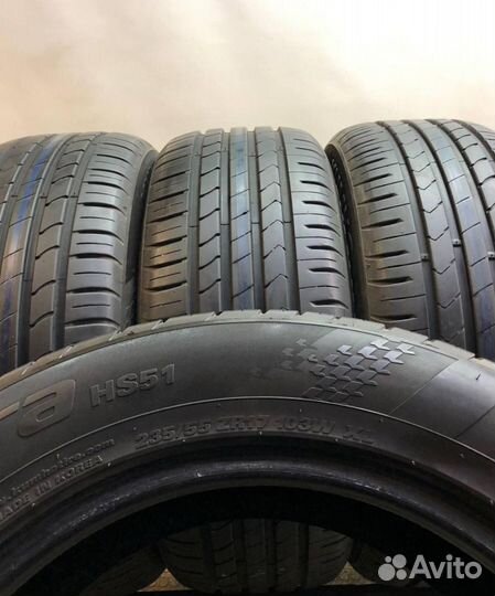 Kumho Ecsta HS51 235/55 R17 103W