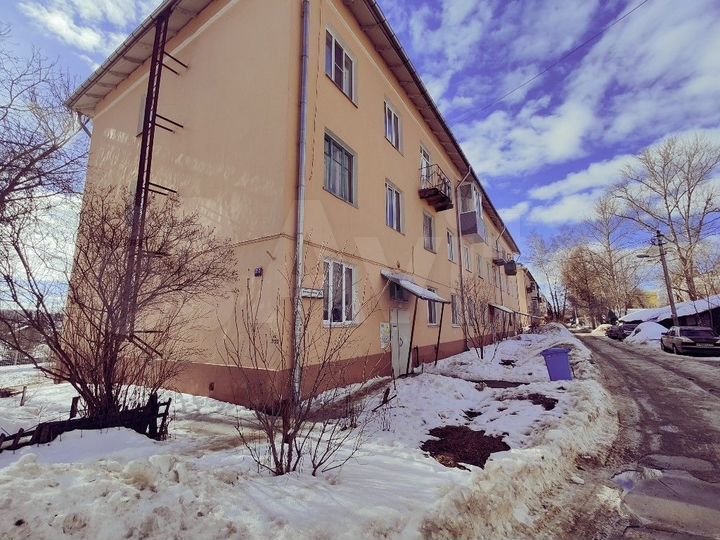 3-к. квартира, 72,4 м², 1/3 эт.