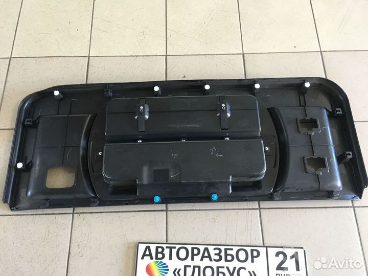 Обшивка багажника Митсубиси Паджеро