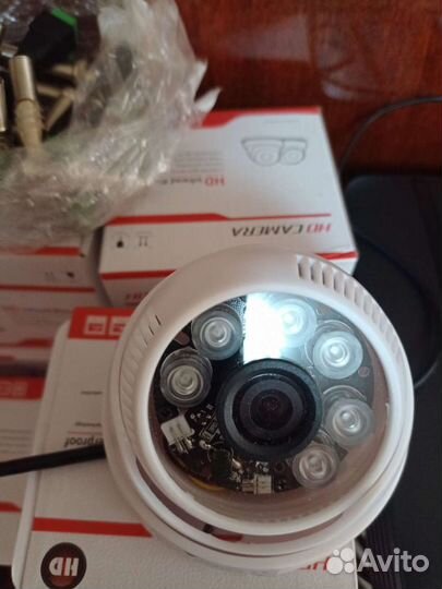 Камера видеонаблюдения комплект новый