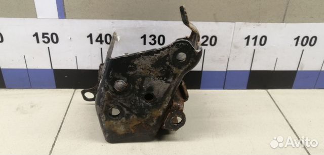 Кронштейн задней балки Juke (F15) 2011