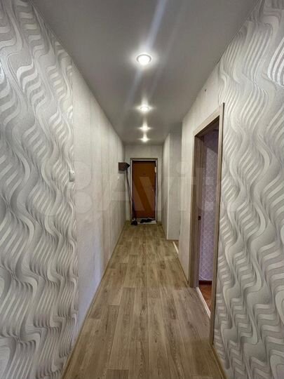 3-к. квартира, 60 м², 1/5 эт.