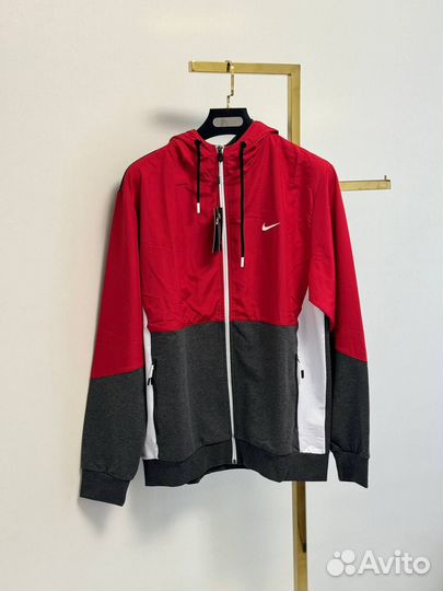 Спортивный костюм мужской Nike