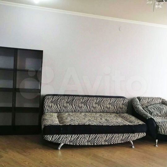 3-к. квартира, 79 м², 10/10 эт.