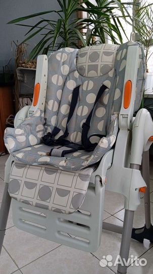 Стульчик для кормления chicco