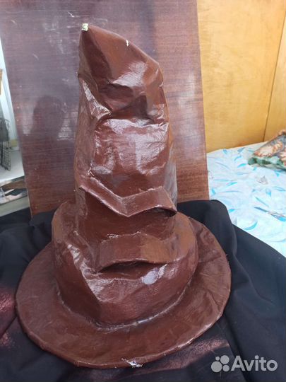 Распределяющая шляпа из Гарри Поттера