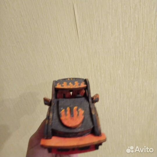 Моделька машины