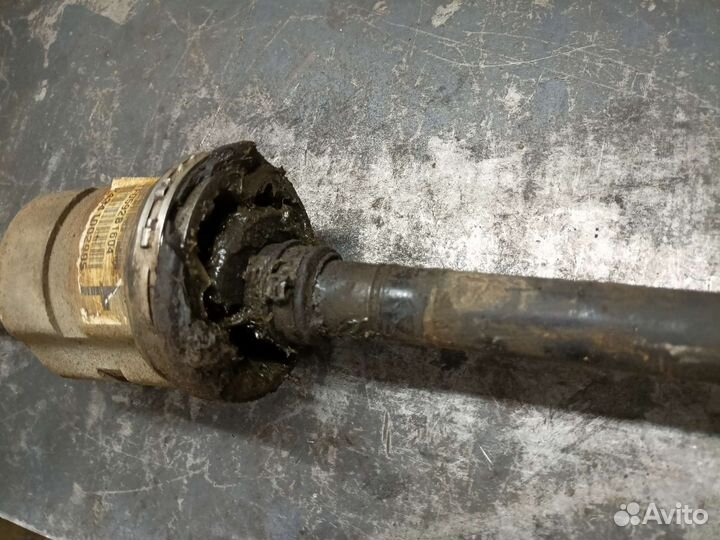 Левый привод 2wd toyota Matrix, Pontiac Vibe