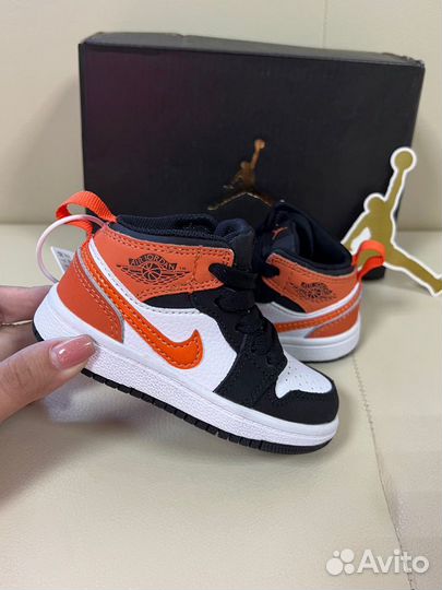 Кроссовки nike jordan новые 22-37