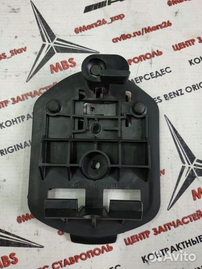 Крепление аварийки w211 Mercedes