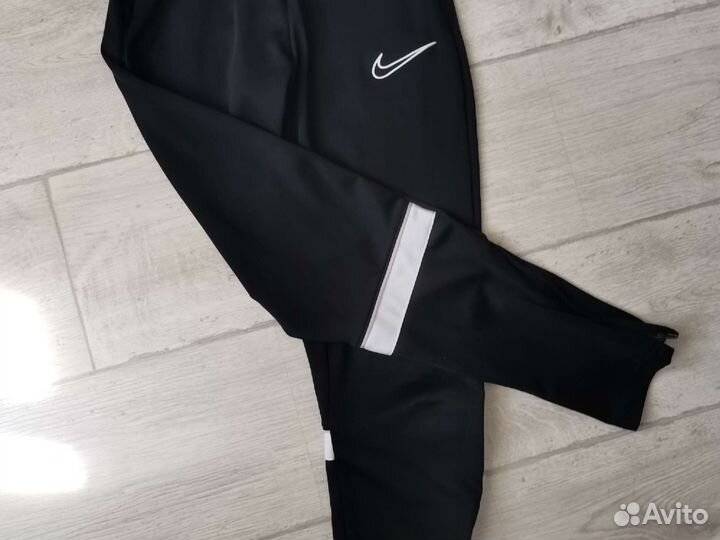 Спортивные штаны nike dri fit на подростка