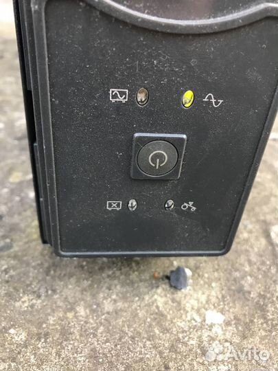 Ибп APC Smart-UPS SC 1000VA 600вт
