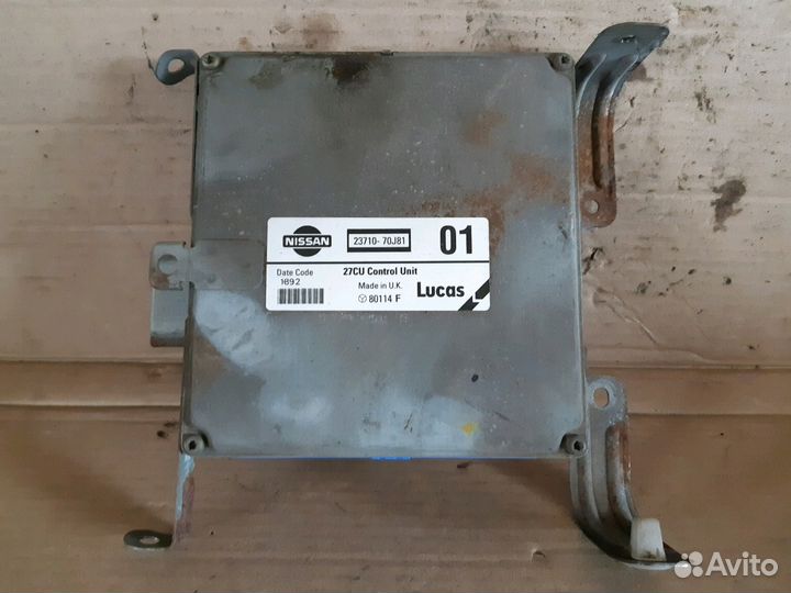 Блок управления двигателем Ниссан Примера П10
