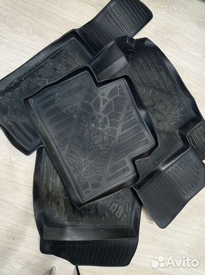 Автомобильные коврики Nissan X-Trail